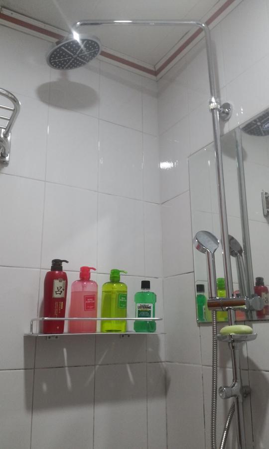 Geoje Ton Ton Guesthouse Ngoại thất bức ảnh